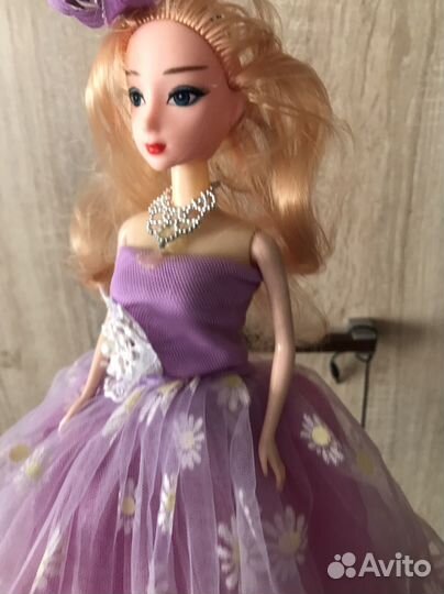 Кукла барби