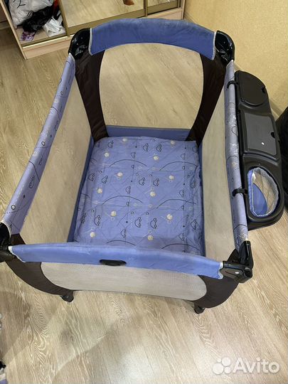 Детская манеж-кроватка graco