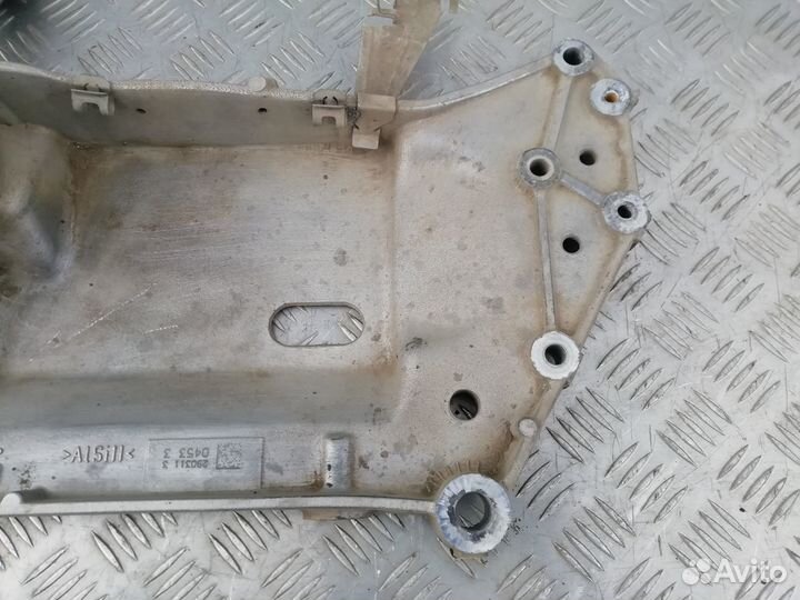 Подрамник передний Vw Golf MK6 1.4 2011г