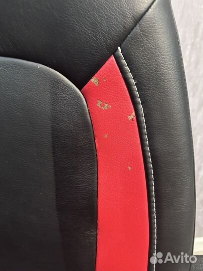 Компьютерное кресло