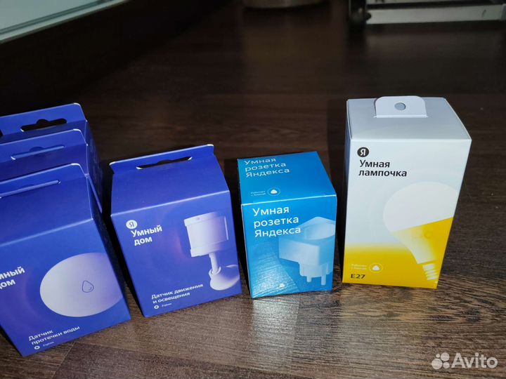 Умный дом яндекс. Розетки, датчики. Кнопки