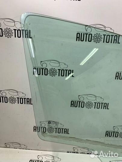 Стекло двери переднее правое Opel Corsa D Z12XEP