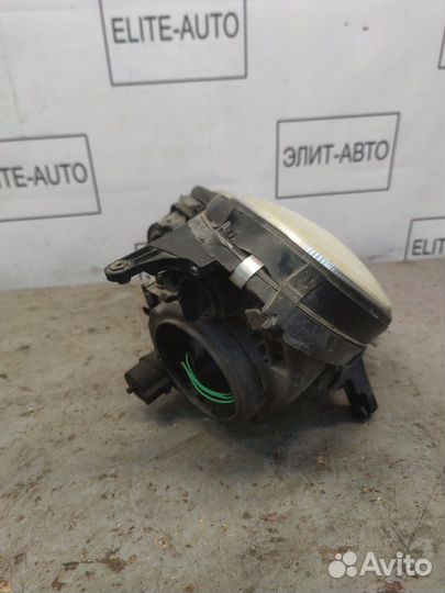 Фара правая Mercedes E Class W211 3.5 2005
