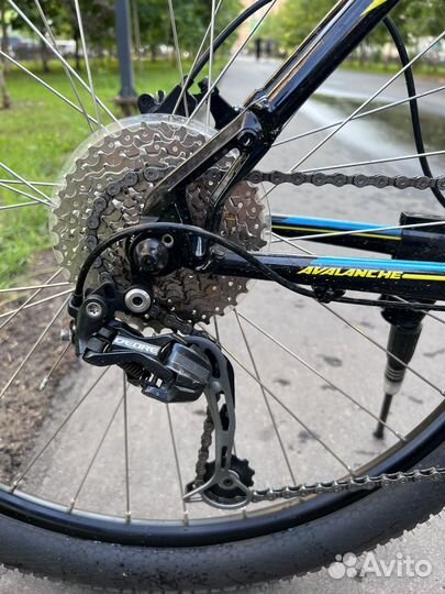 Велосипед GT Avalanche Comp