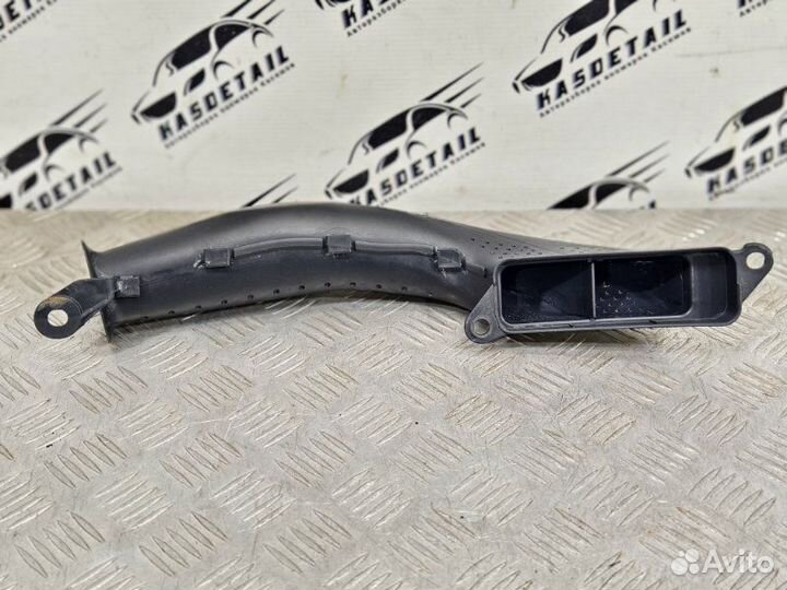 Воздухозаборник Ford Focus 3 1.6 pnda 2012