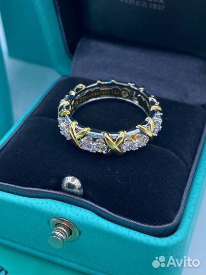 Золото кольцо Tiffany бриллианты