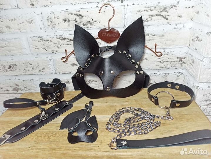 Масочка Лисичка(с чокером и брелком) нат кожа