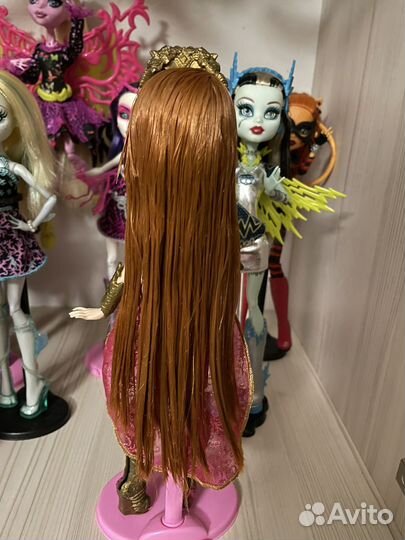 Ever After High Холли