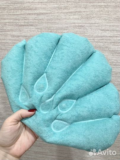 Надувная подушка для ванной ракушка