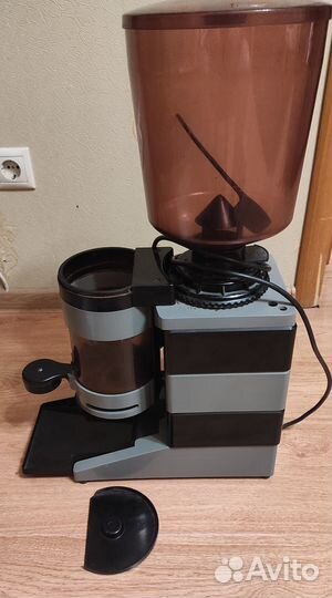 Кофемолка Cunill Colombia