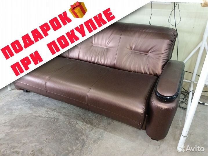 Диван, как новый с креслами. Доставка бесплатно