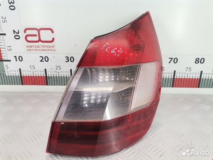 Фонарь задний для Renault Scenic 2 8200127702