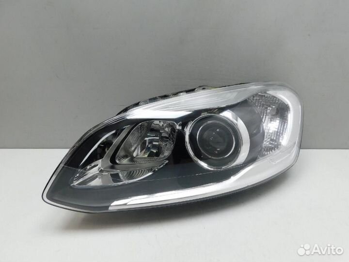 Фара левая Volvo XC60