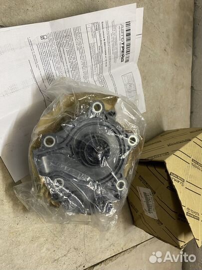 Помпа prius30/ aqua новое