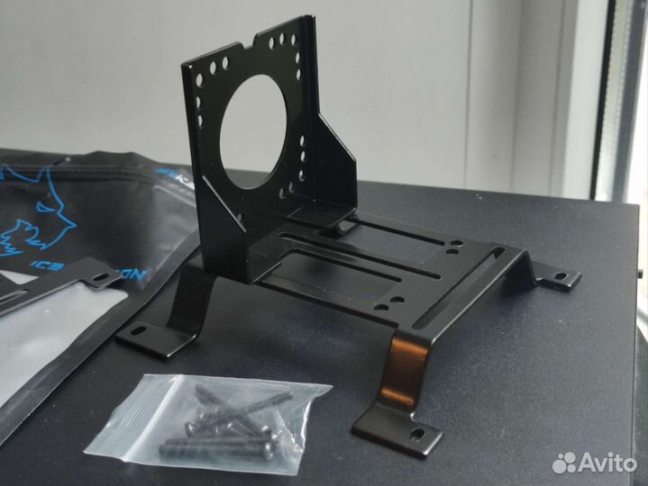 Крепления для помп на радиатор сво 120мм