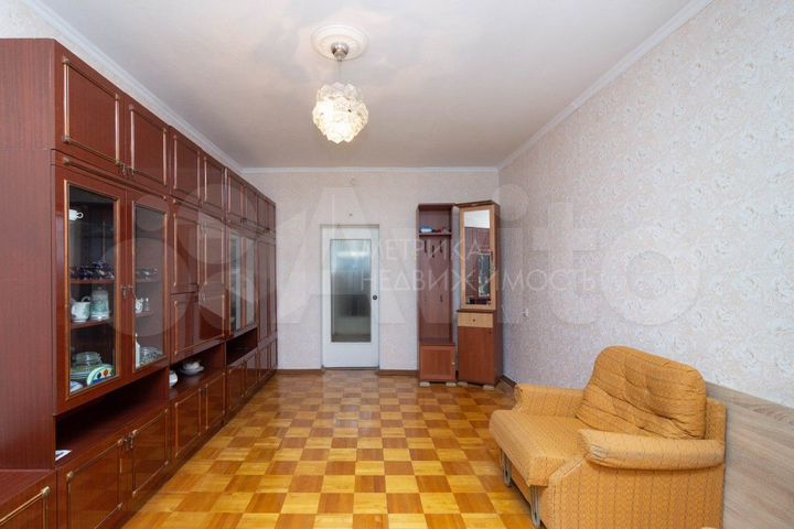 3-к. квартира, 80 м², 2/5 эт.