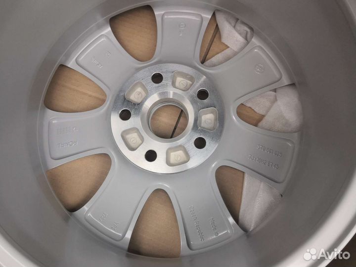 Литой диск skoda superb