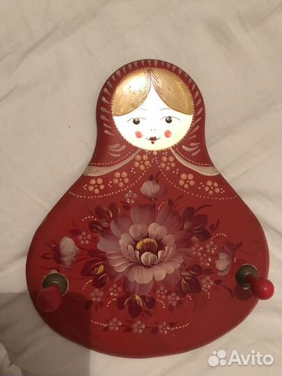 Вешалка матрешка в русском стиле. СССР