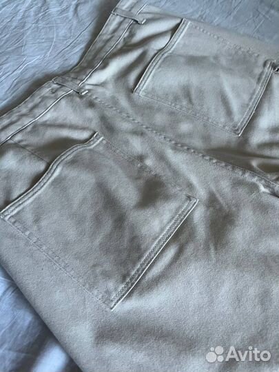 Белые джисы твоё