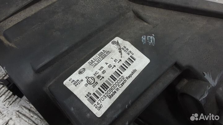 Фара левая Volkswagen Touareg