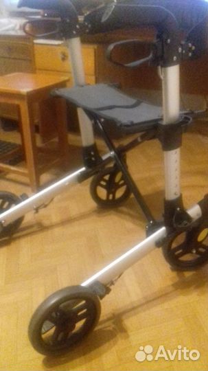 Роллятор (коляска для пожилых) Германия