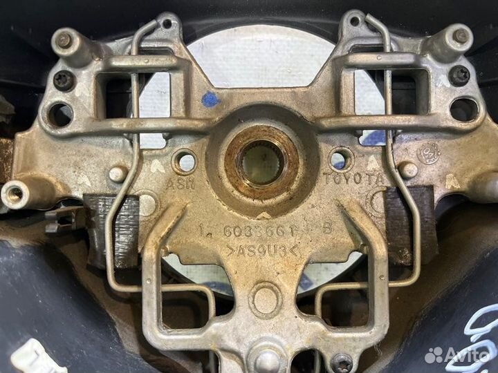 Руль Toyota Corolla универсал 1.6 3zzfe 2004