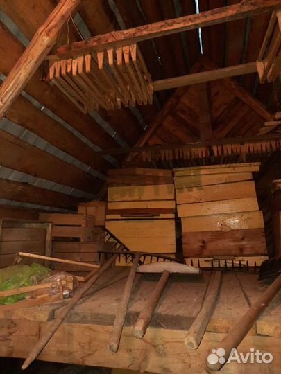 Улья с рамками и подрамниками