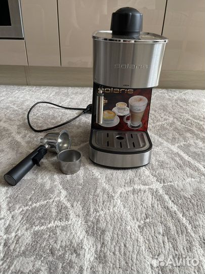 Кофеварка рожковая Polaris рсм 4009