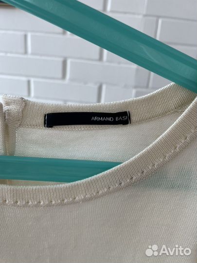 Свитер Armand Basi 42-44 новый