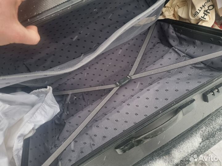 Чемодан american tourister