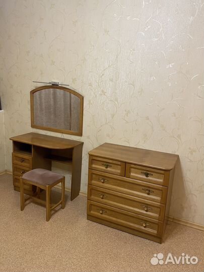 Мебель для спальни из нат.дерева ольха б/у
