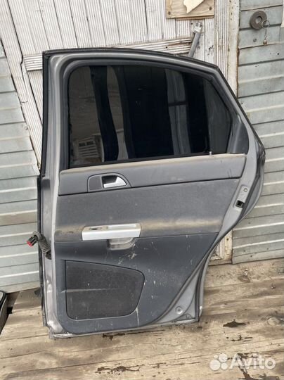 Задняя правая дверь Volvo S40 2004-2012 В сборе