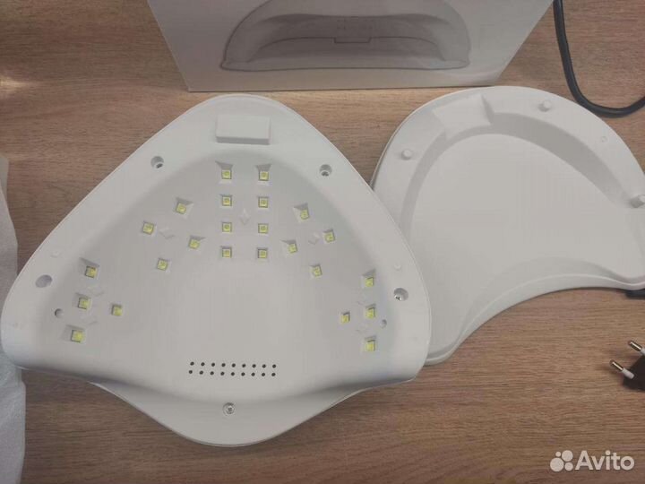 Лампа для маникюра led uv новая