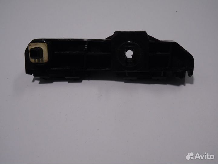 Кронштейн заднего бампера левый Тойота рав4