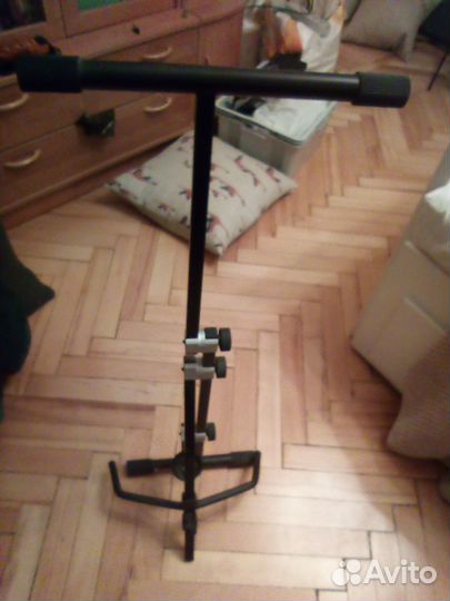 Подставка под виолончель