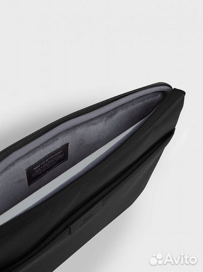 Чехол-папка Uniq Bergen для ноутбуков