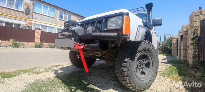 Jeep Cherokee 2.5 МТ, 1994, 300 000 км