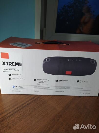 Блютуз колонка