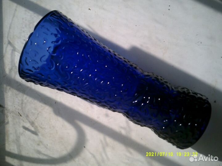 Ваза синее стекло