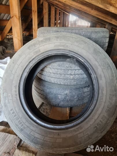 Pirelli Chrono 215/65 R15 104T