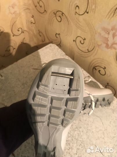 Лыжные ботинки р.39