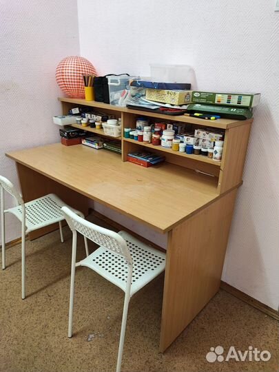 Стол с полкой офисный