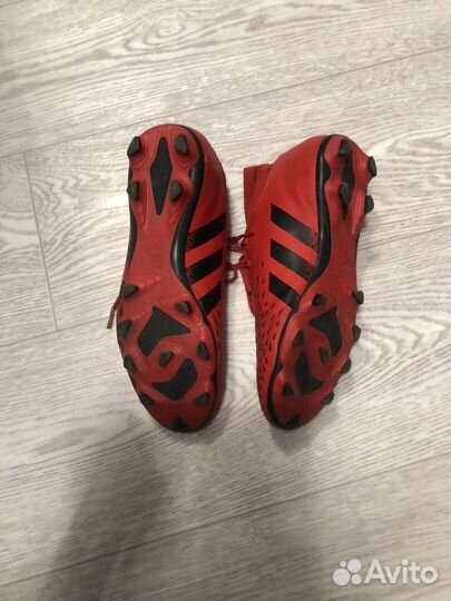 Бутсы adidas predator