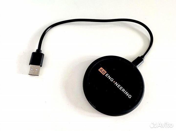 Беспроводная зарядка для телефона