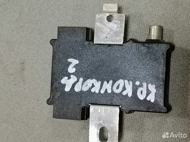 Усилитель антенны Chrysler Concorde 1998-2004