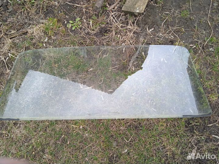 Стекло заднее ваз 2106