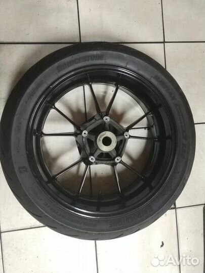 Колесо зад М K46 S1000RR 2011