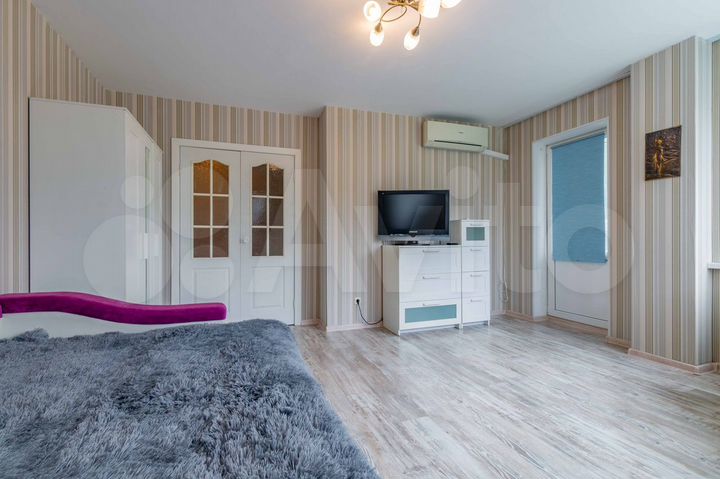 1-к. квартира, 42 м², 2/9 эт.