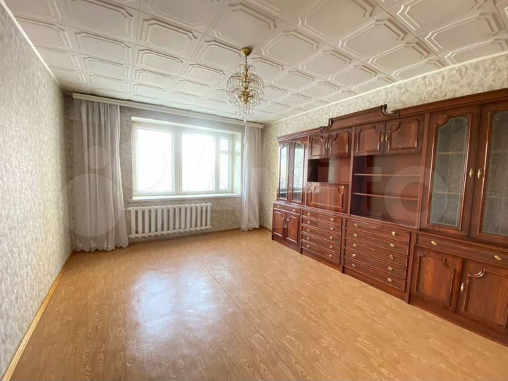 4-к. квартира, 91 м², 3/5 эт.