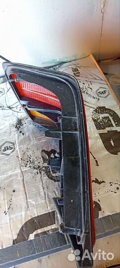 Задний левый фонарь Mercedes benz W124